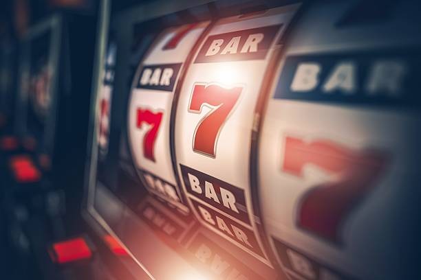 European roulette wheel and betting table layout on king888bet live studio
